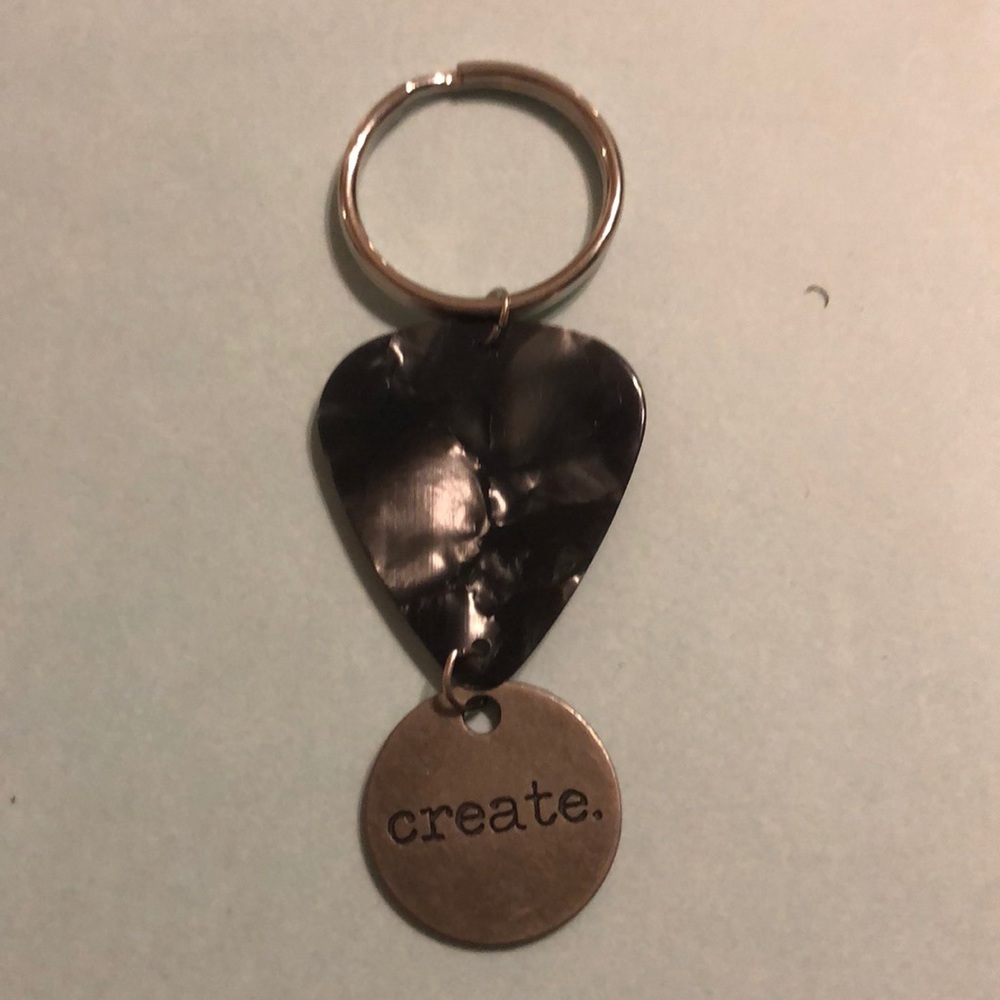 Guitar pick keychain